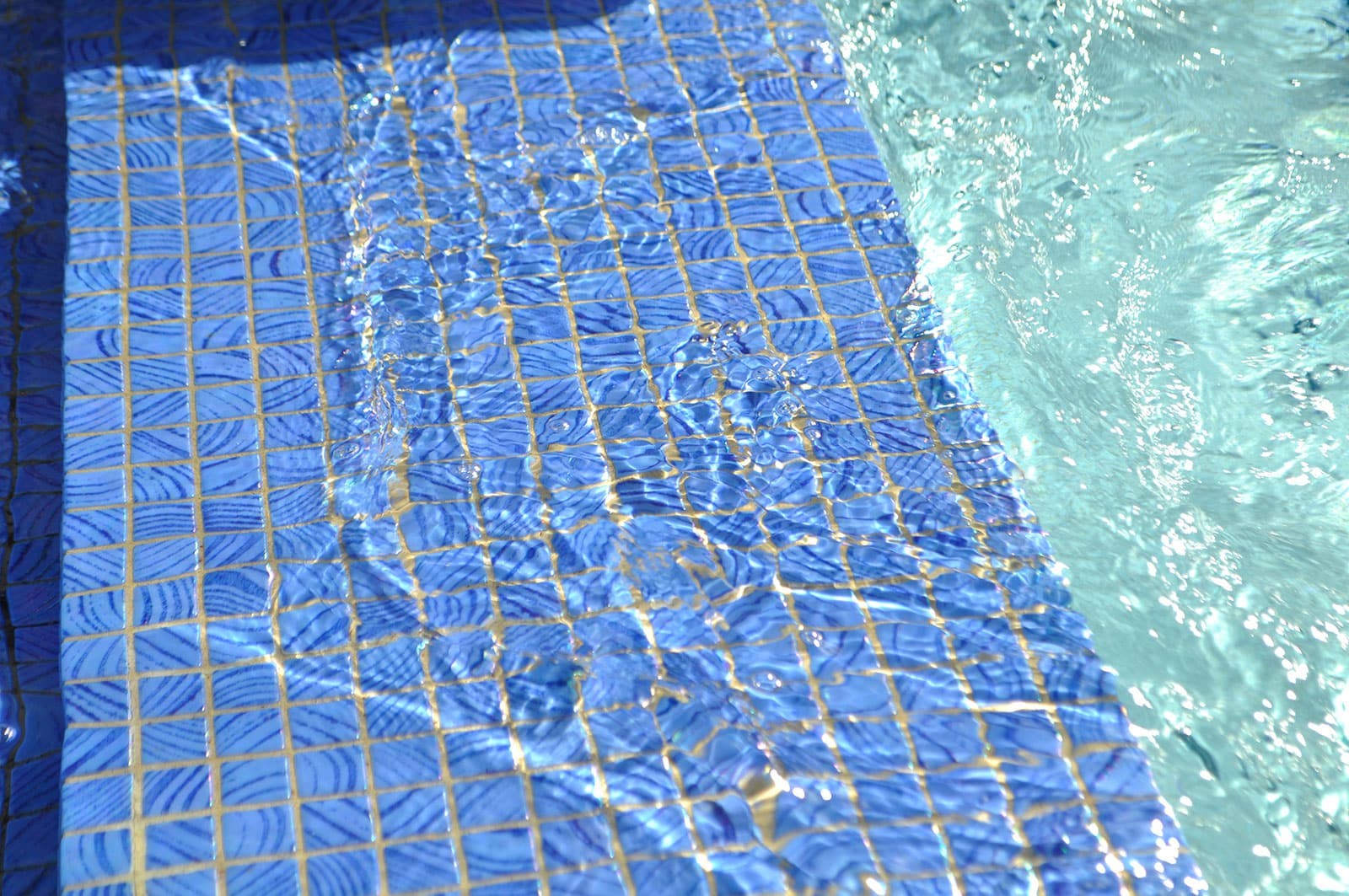 Mosaïque piscine Vulcano Collection – SANTORINI 25